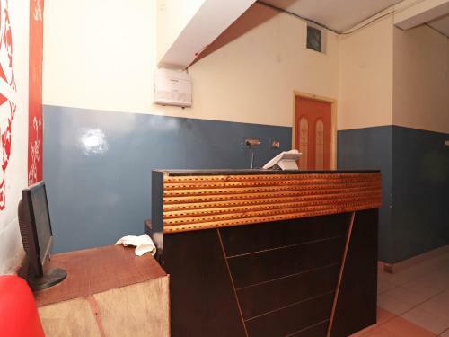 Hotel Oyo 27643 Happy Restaurant