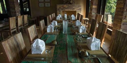 Hotel Denwa Backwater Escape Satpura