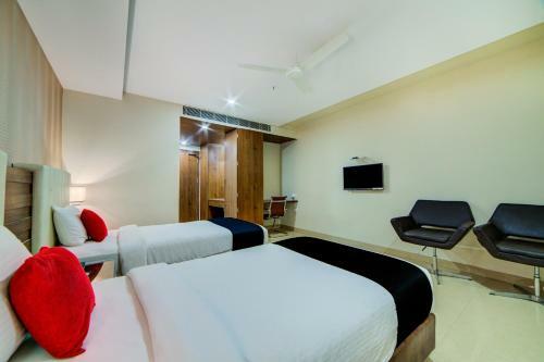 Capital O 23502 Hotel Millennium Grand