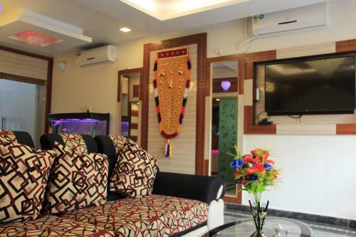 Hotel Sri Sarvesha Residency