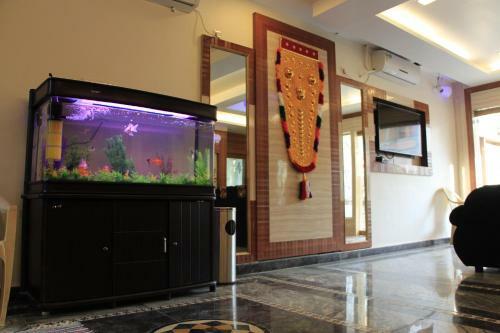 Hotel Sri Sarvesha Residency