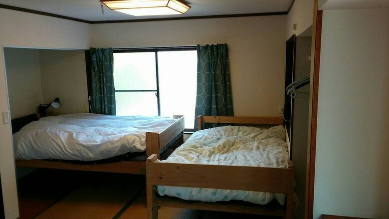 Hostal Guesthouse Angoso
