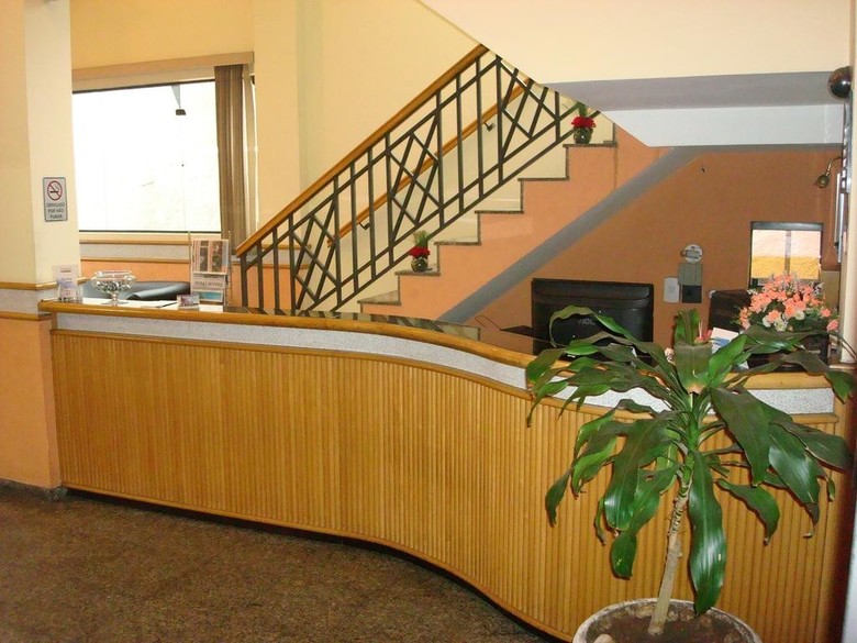 Requint Hotel