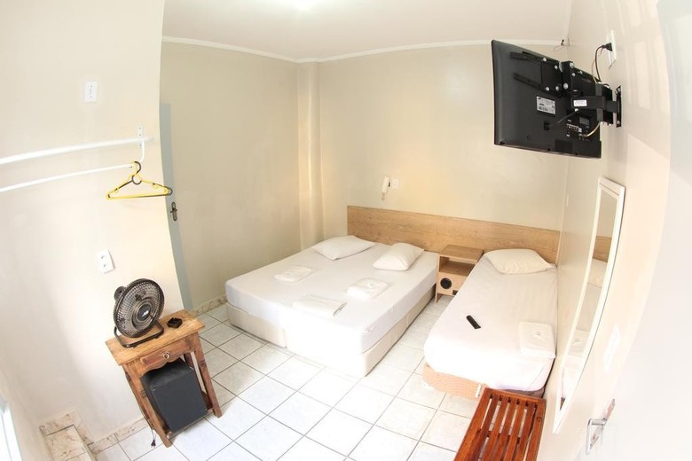 Hotel Dona L�