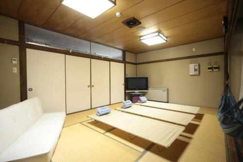 Albergue Cheap Inn Atotetsu