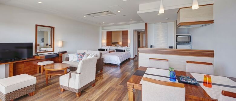 Ala Mahaina Condo Hotel