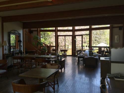 Woody Hotel & Restaurant Yumekoubou