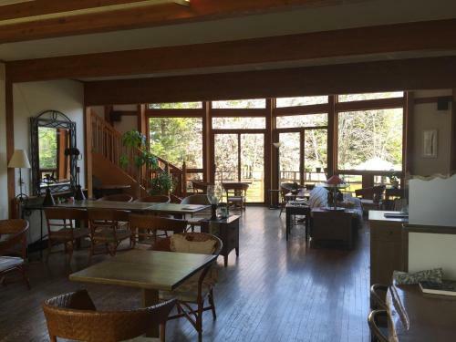 Woody Hotel & Restaurant Yumekoubou