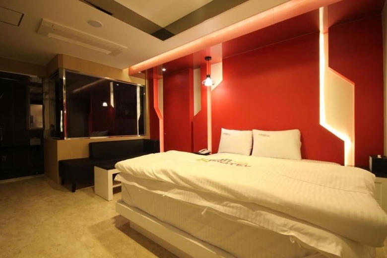 Khan Motel