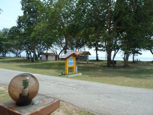 Hostal Cempaka Beach Resort