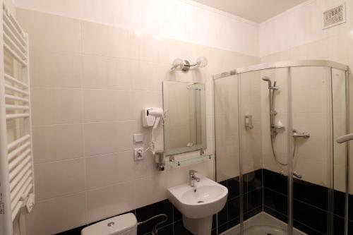 Hostal Pokoje Go?cinne Anna Airport Modlin