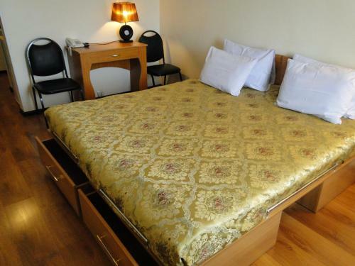 Raitex Hotel