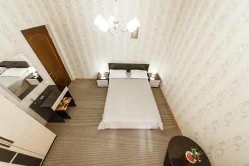 Hostal Chelsi Hotel