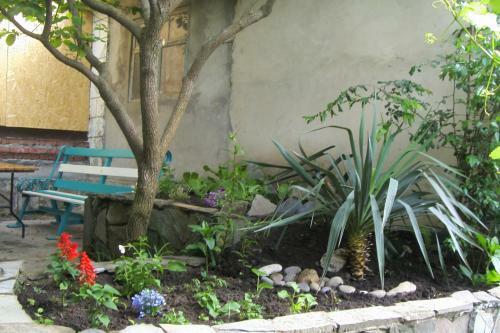 Hostal Edem Guest House