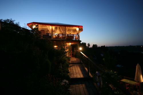 Hostal Russko-frantsuzsky Hotel Chastny Vizit
