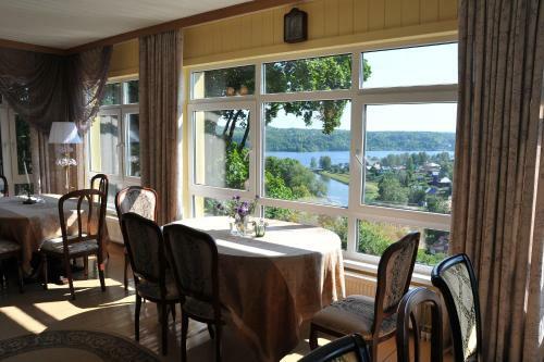Hostal Russko-frantsuzsky Hotel Chastny Vizit