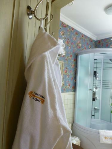 Hostal Russko-frantsuzsky Hotel Chastny Vizit