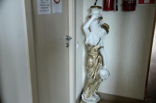 Hotel Svetloyar