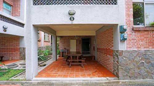 Bed & Breakfast Red Brick Villas