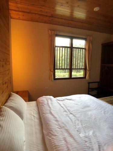 Jiji Village Villa B&B