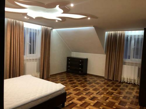 Villa Luxury House With Own Pool, Tenis, Billiards