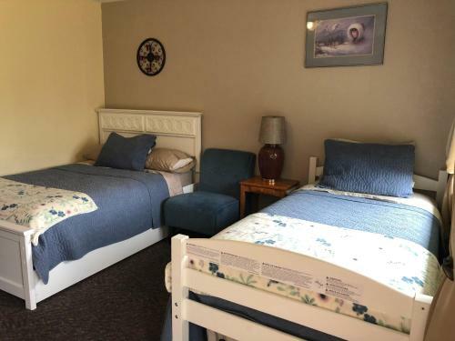 Bird Creek Motel