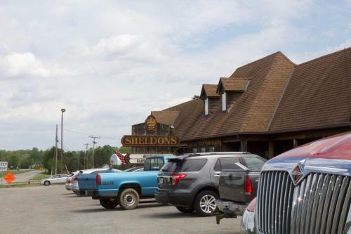 Sheldon's Motel And Restaurant