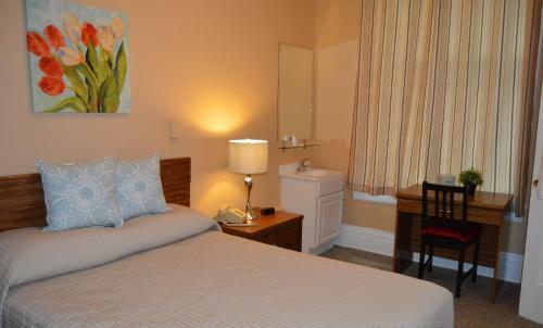 Sf Plaza Hotel