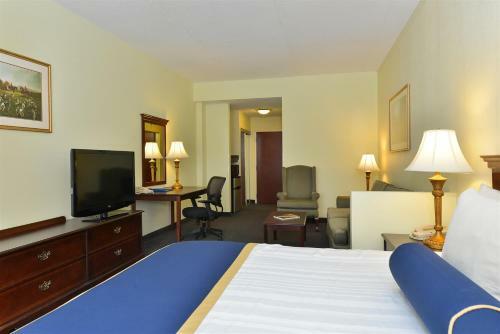 Hotel Best Western Plus Crossroads Inn & Suites