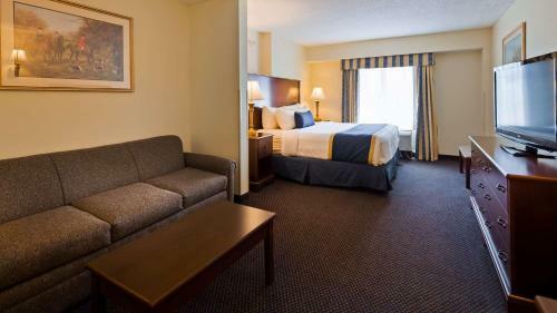 Hotel Best Western Plus Crossroads Inn & Suites