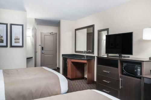 Hotel Americinn By Wyndham Windom