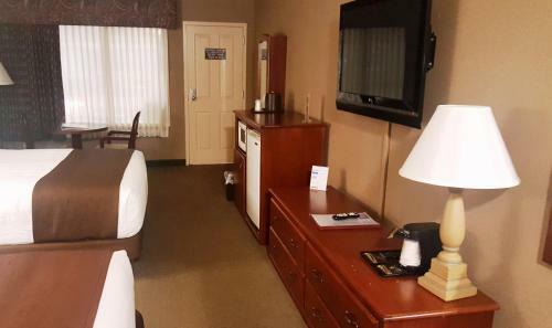 Hotel C'mon Inn