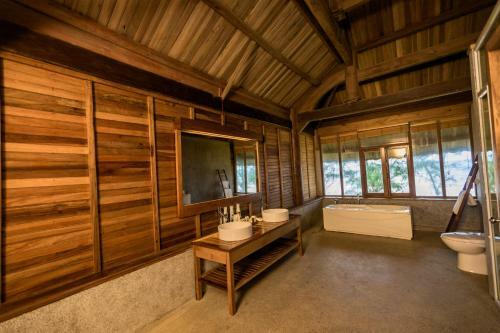Hotel Qu?nh Vi�n Resort