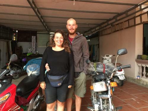 Bed & Breakfast Nhat Son Guesthouse