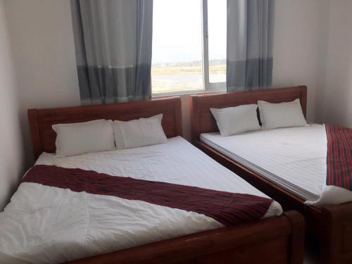 Light Hotel