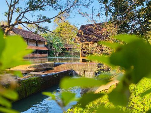Hotel Dau Nguon Resort