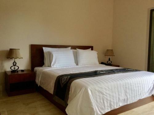 Aloha Hotel - Bi?nh Ti�n