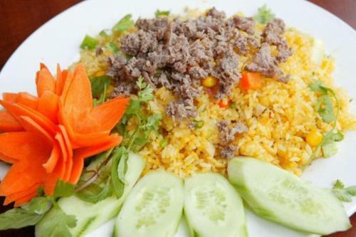 Son Tinh Hotel