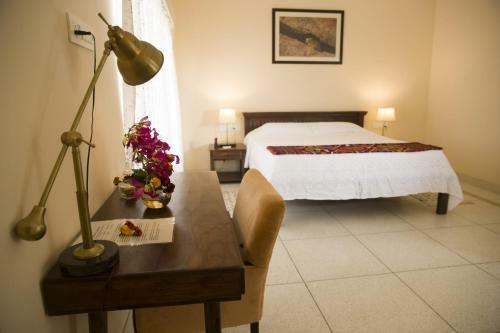 Hotel Amritara Jawai Sagar Pali