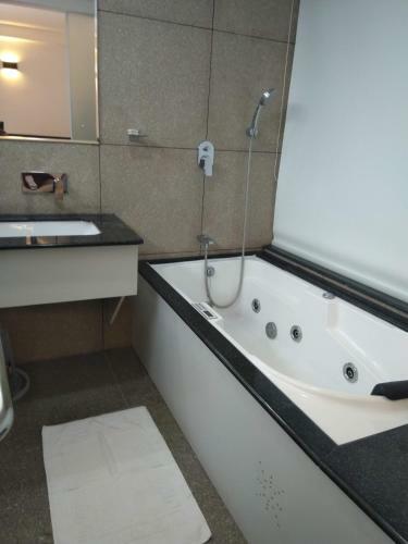 Hotel Shilhaandara