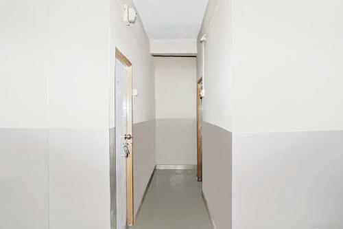 Hotel Oyo 36705 Laxmi Lodge New