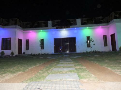 Hotel Sushmika Villas
