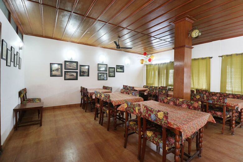 Hotel Himalayan Club