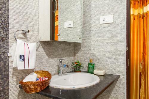 Apartamentos Executive Balcony Rooms - 5 Rooms - 2 Single Cozy Beds