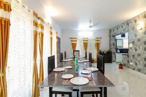 Apartamentos Executive Balcony Rooms - 5 Rooms - 2 Single Cozy Beds