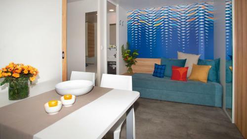 Marina Uno Floating Resort
