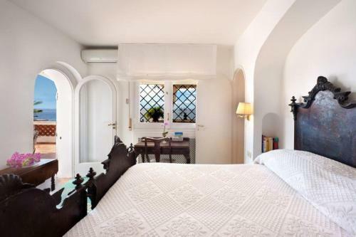 San Montano Villa Sleeps 12 Pool Air Con Wifi