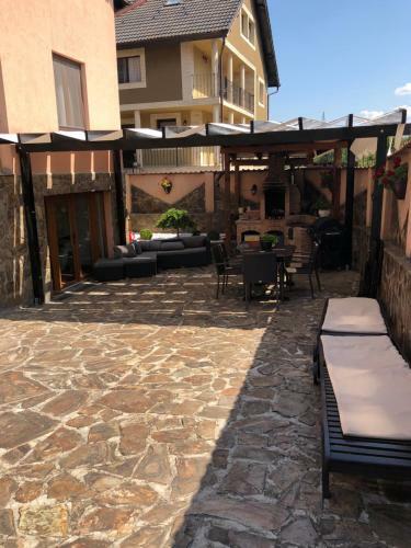 Hostal Pensiunea Laura
