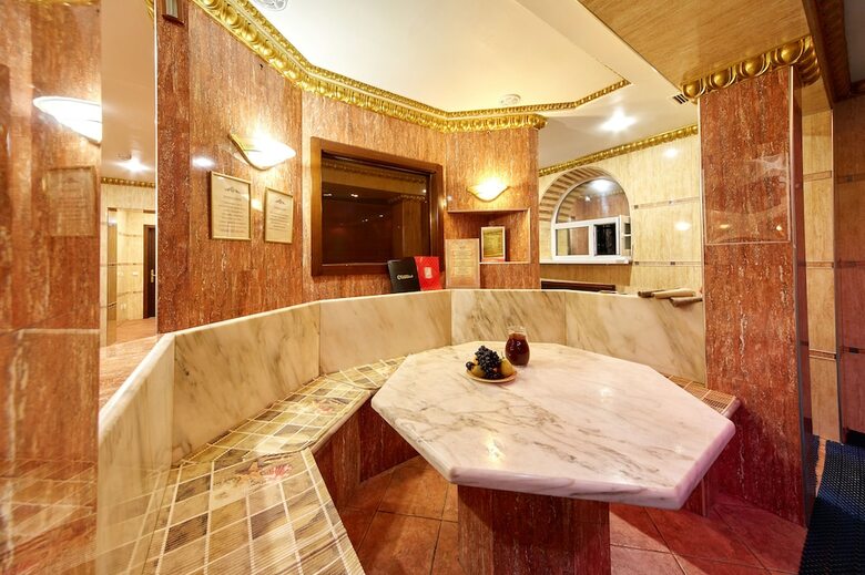 Zvezda Hotel