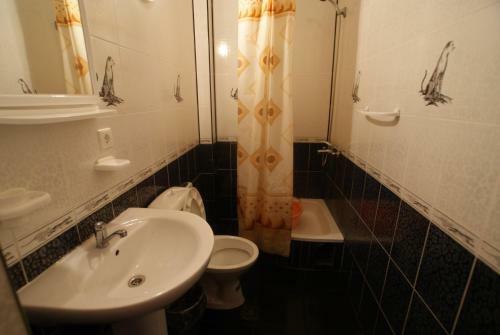 Hostal Dejavu Guest House